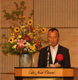 小高千葉県議会議長