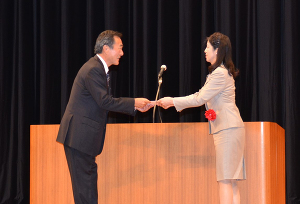 決議