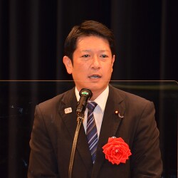 田野瀬太道　様