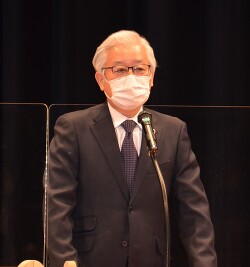 吉田　晋　会長