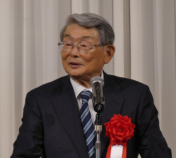 近畿私立中学高等学校連合会　辻本　賢会長